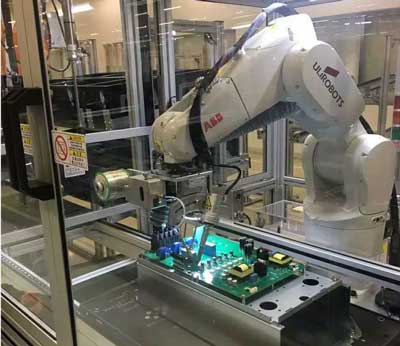 自动焊锡机机器人应用